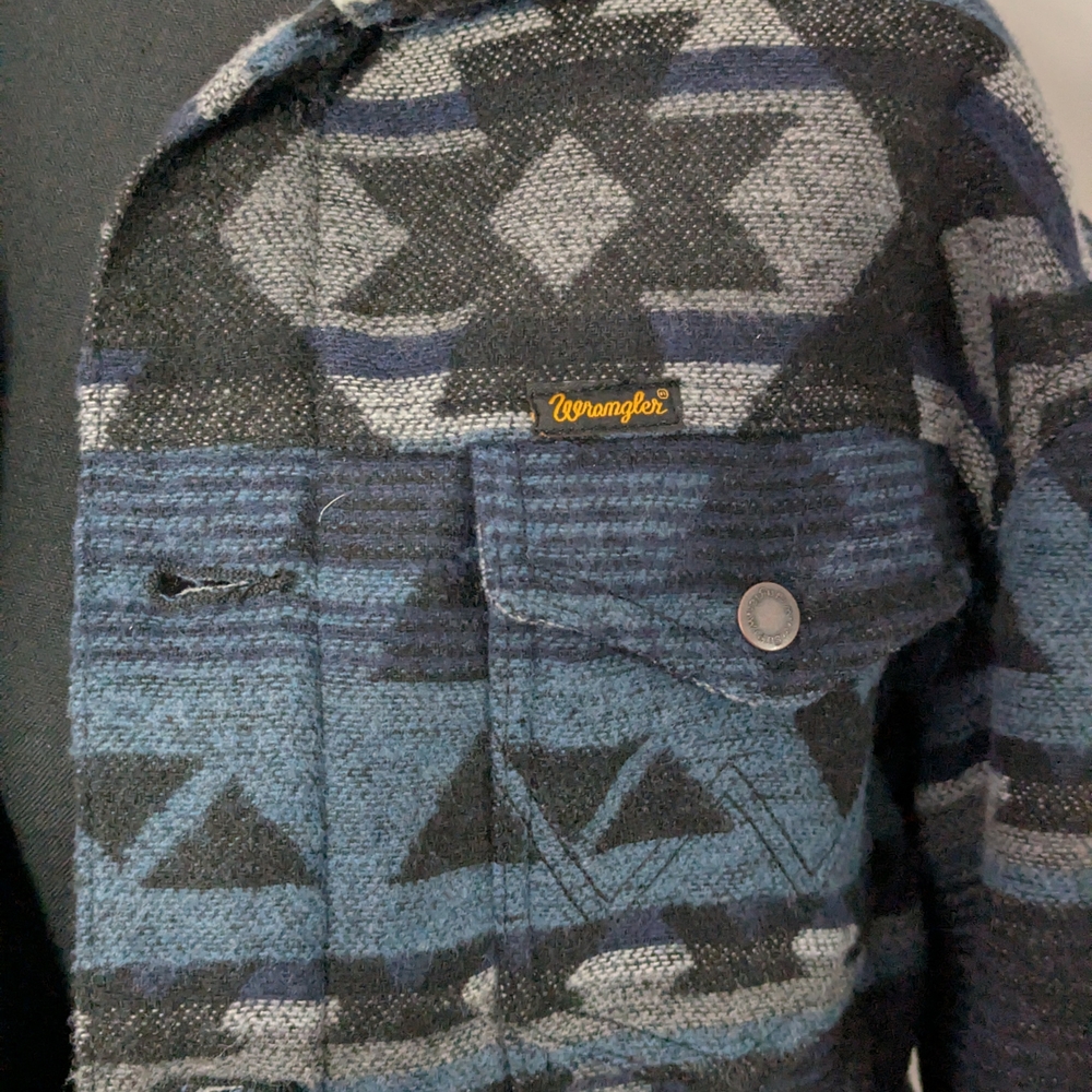 Wrangler Blue Geometric Jacket with Sherpa Collar - Picture 3 of 6